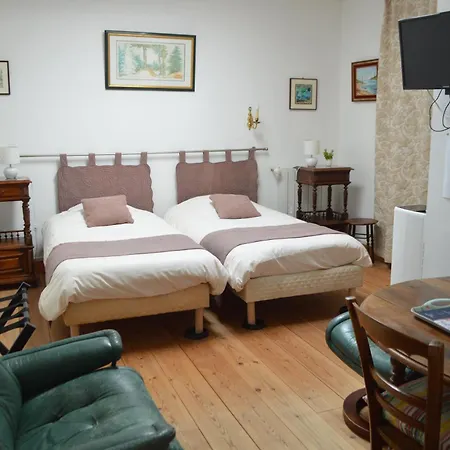 Alain Et Nicole Bed & Breakfast Cognac