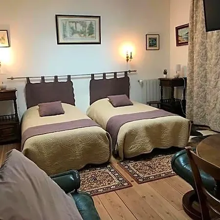 Alain Et Nicole كونْياك